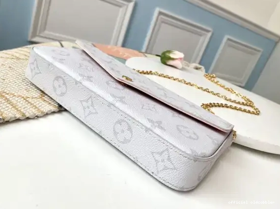 Official oldcobbler POCHETTE FÉLICIE VUITTON LOUIS 0611